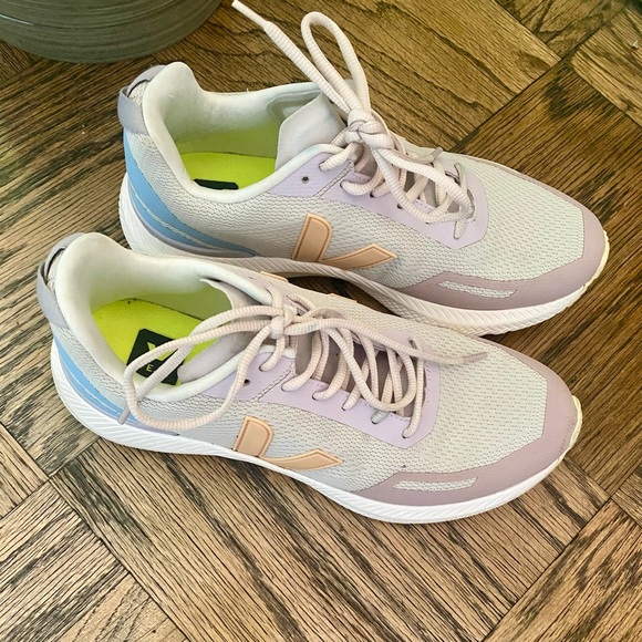 Veja Impala Engineered Mesh 41 (fit like a 9.5) - Picture 4 of 13